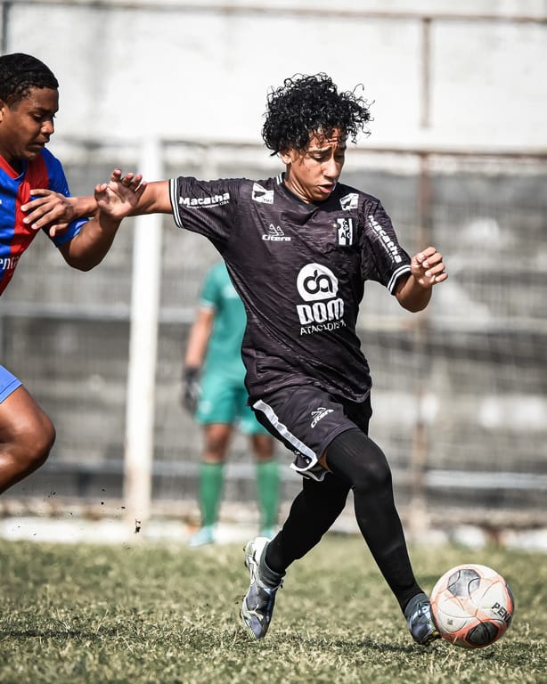 Schnellfüßiger Flügelspieler